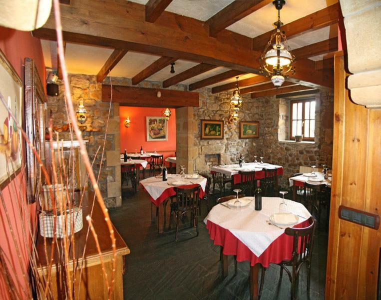 Posada Restaurante Casa Juanchu Адино Экстерьер фото